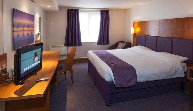 Premier Inn Warrington South Exterior foto